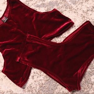 FRW Velvet 2 piece